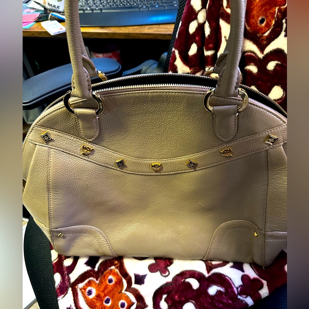 MCM zipper tote/hobo bag. Excellent condition with dust bag and COA. Beautiful
